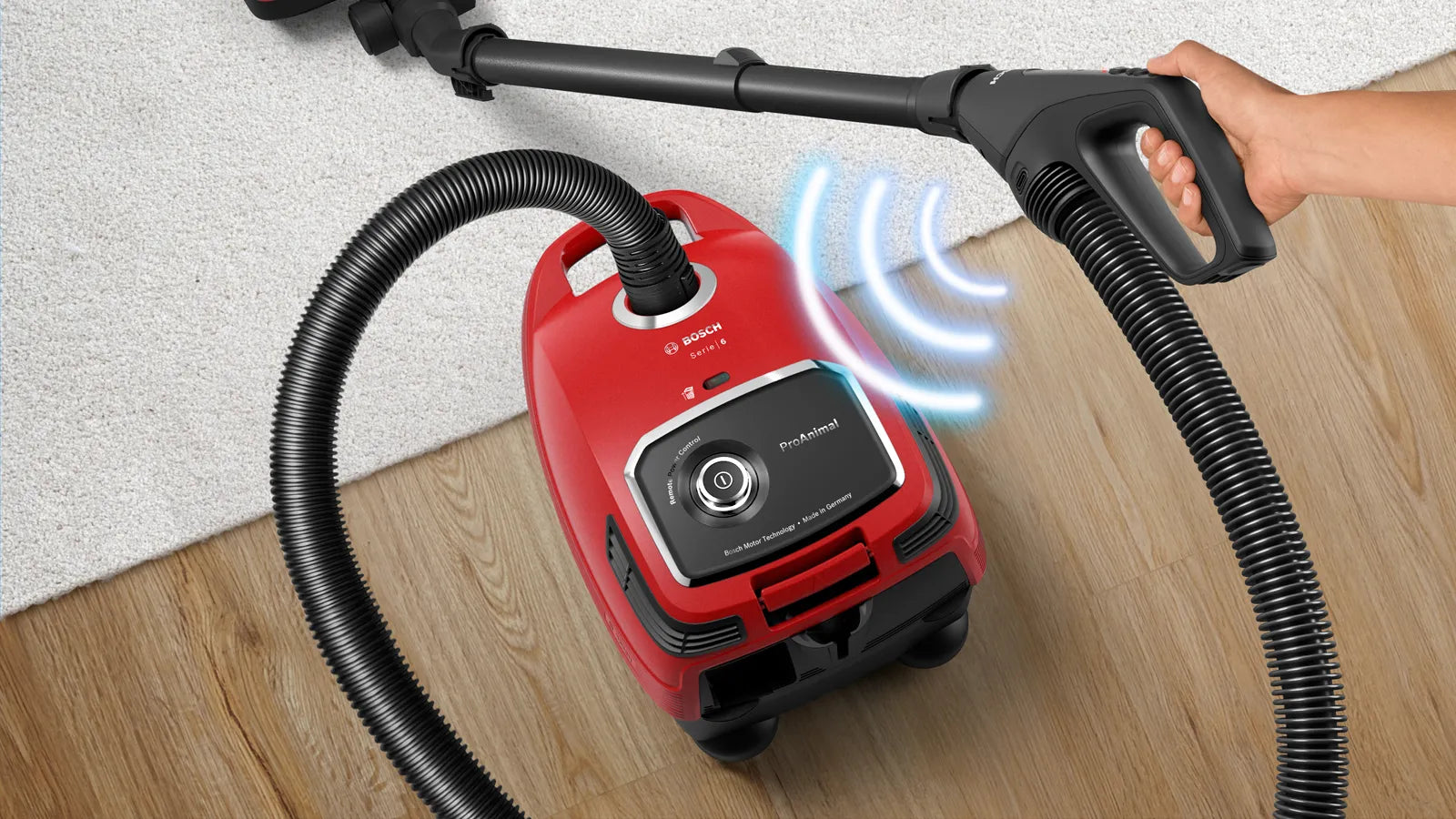Bosch Series 6 Bagged vacuum cleaner ProAnimal Red