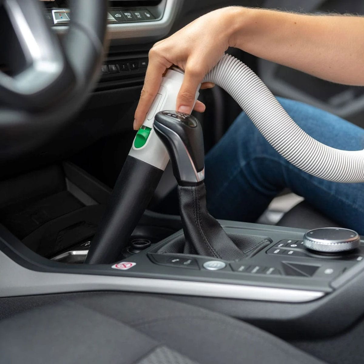 Vorwerk Kobold Cordless Vacuum (VK7) Complete Cleaning System