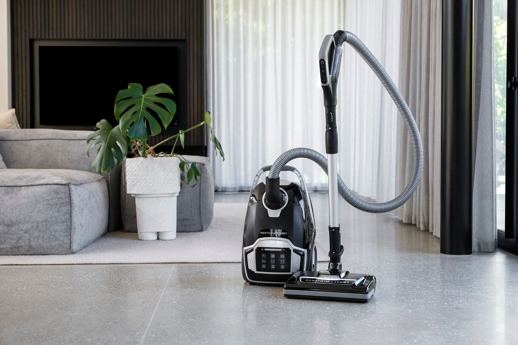Wertheim 7 Series W9000 Vacuum Cleaner